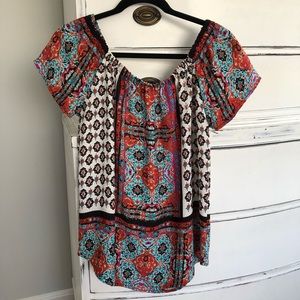 Size M Off-Shoulder Renee C. Flowy Printed Top